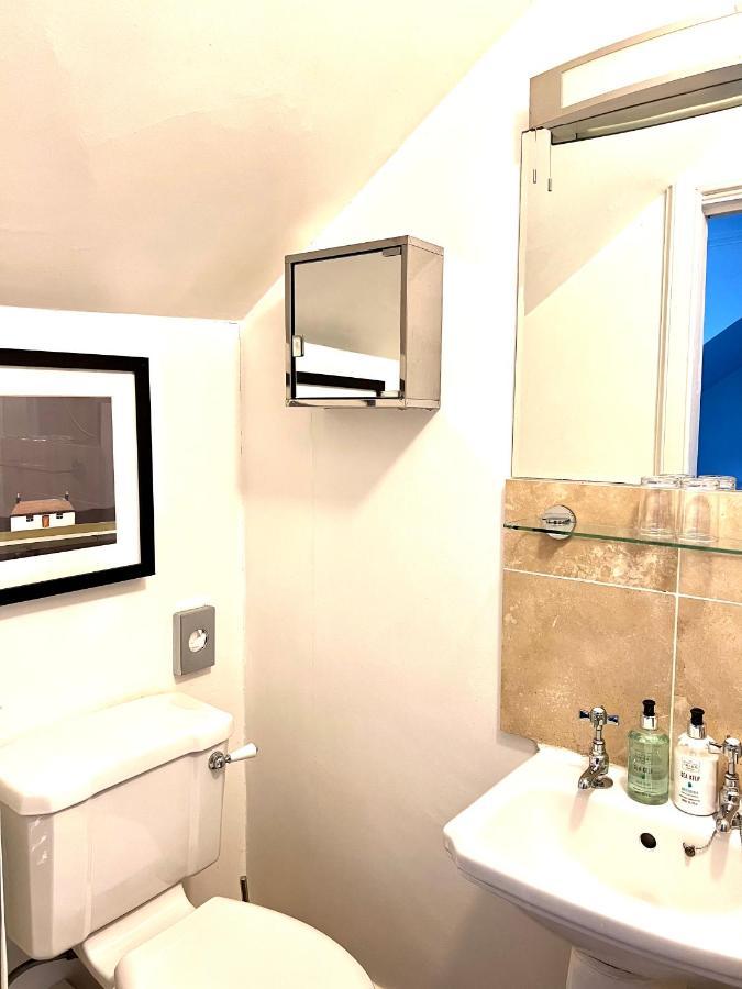 Bythesea Guest House Άυρ Εξωτερικό φωτογραφία
